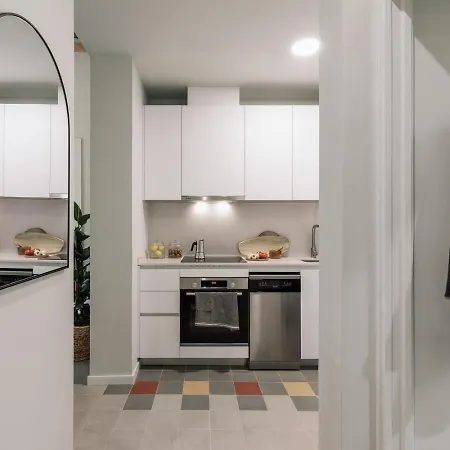 Semuc - 2 Bedrooms, Office And Balcony In Eixample Dreta