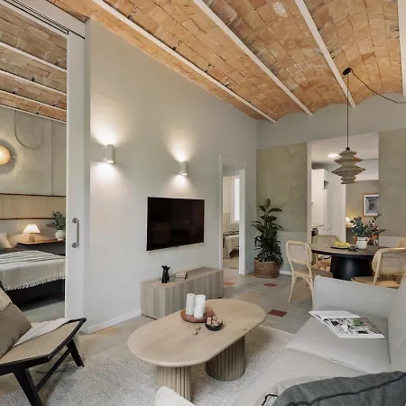 Semuc - 2 Bedrooms, Office And Balcony In Eixample Dreta * Barcelona